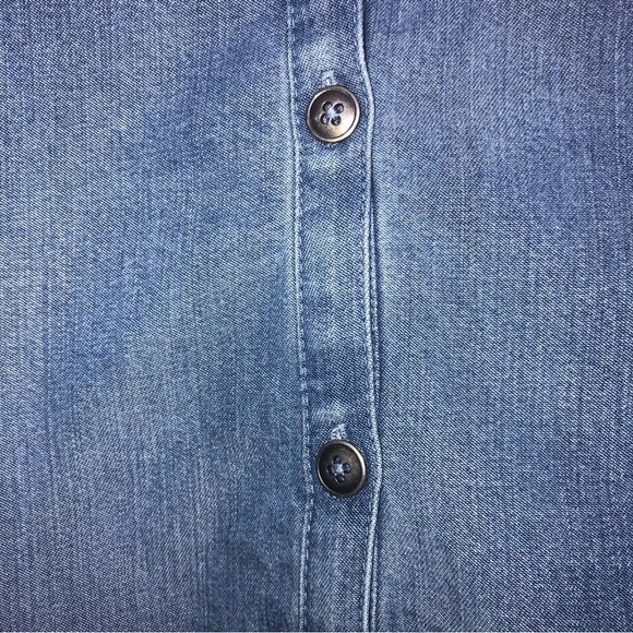 J. Jill Tunic Mixed Media Floral Chambray 2X Long Sleeve Working Back Buttons - Picture 5 of 9